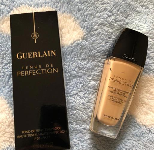 娇兰最新的粉底液