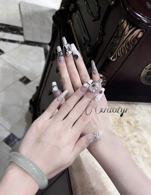 2014最新美甲香奈儿