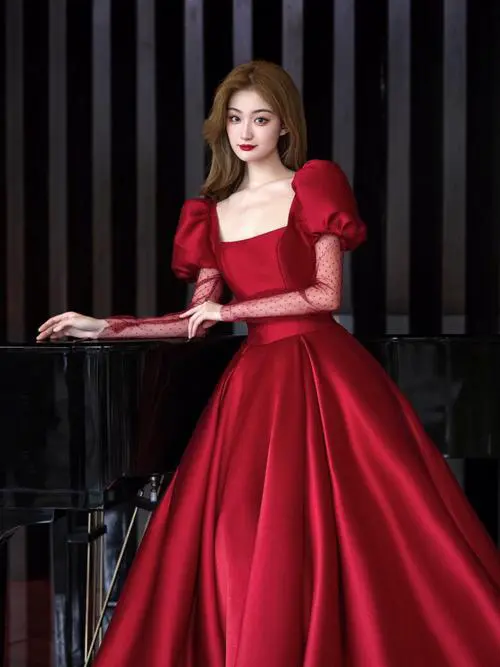 大红色礼服怎么搭配外套