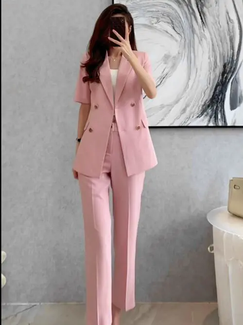 夏季正装女怎么搭配