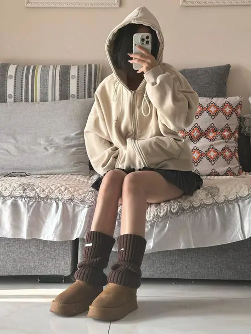 堆堆袜搭配什么裤子