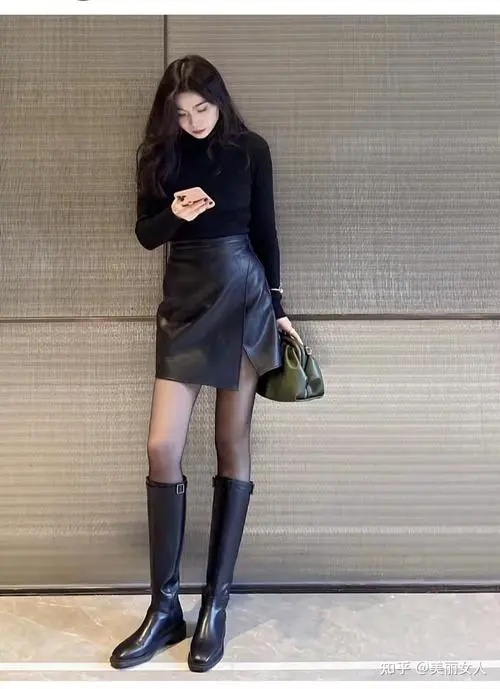 夏季皮长裙怎么搭配