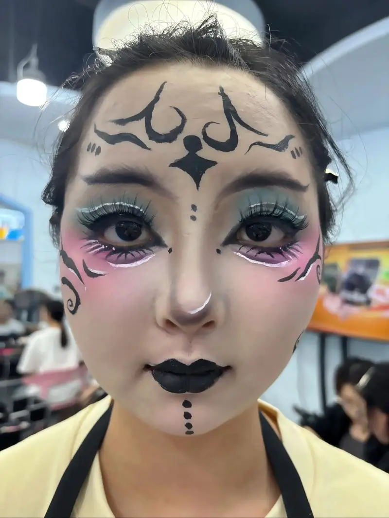 2013最新创意妆容