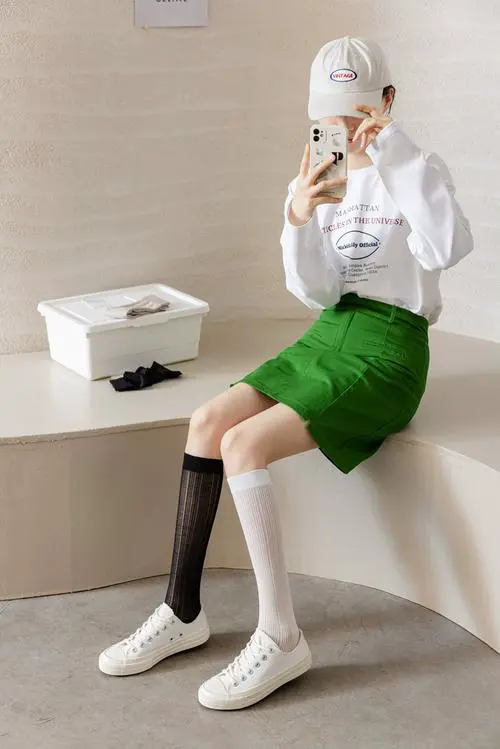 半膝袜怎么搭配