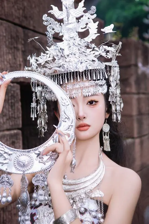 民族风的衣服怎么搭配