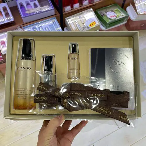 自然堂最新品抗皱系列