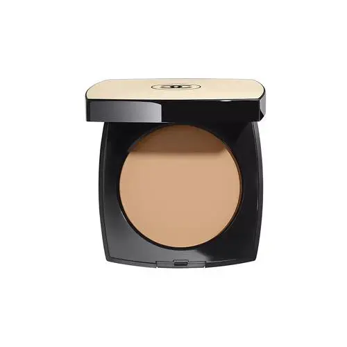 香奈儿最新粉饼定妆