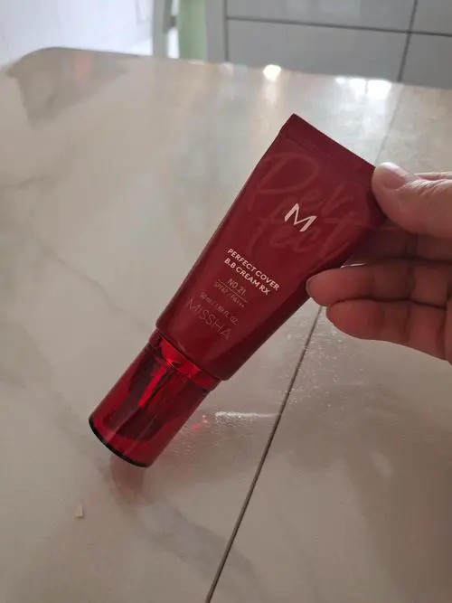 谜尚红bb霜最新包装