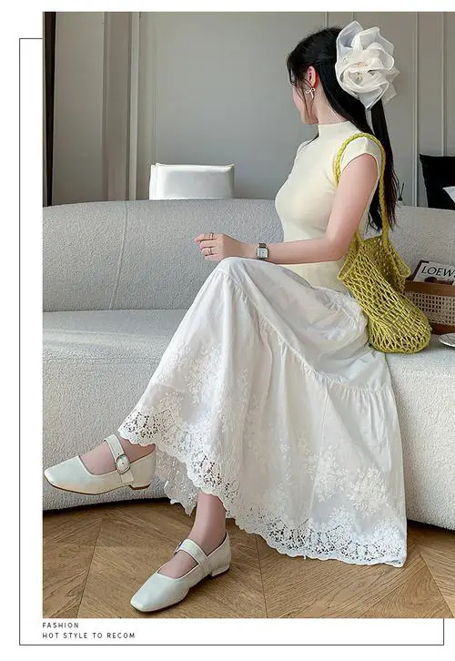 白色长款蕾丝怎么搭配什么裤子