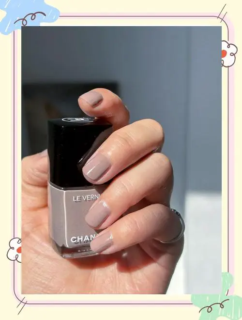 香奈儿最新指甲油