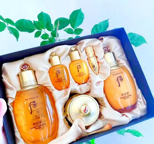 拱辰享最新眼霜套盒