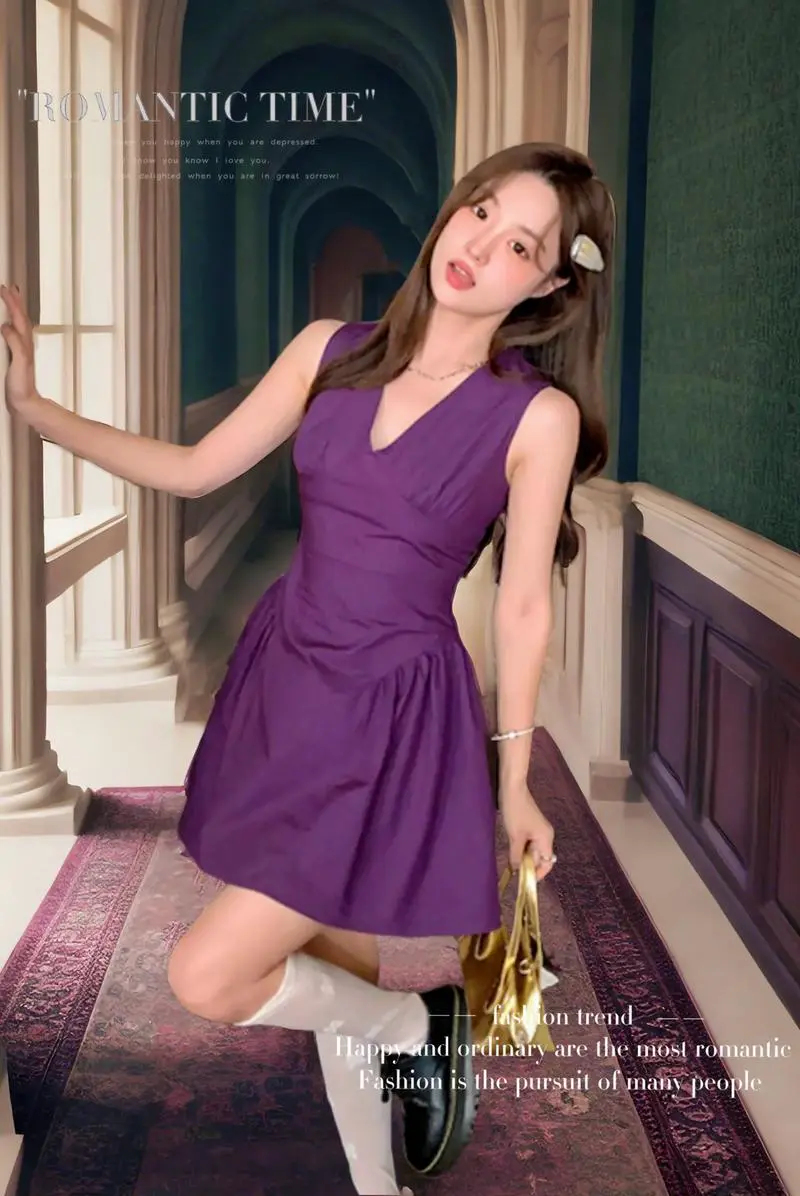 紫色无袖裙怎么搭配