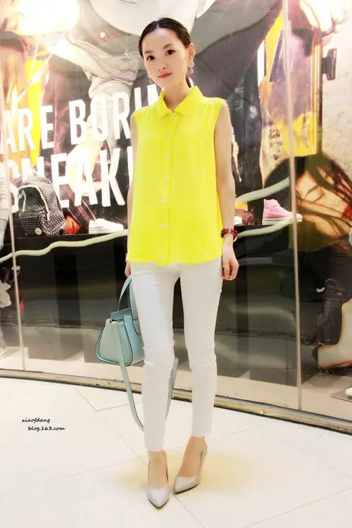 雪纺长外套怎么搭配裤子