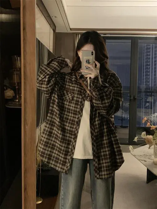 超长款格子衬衫怎么搭配什么外套