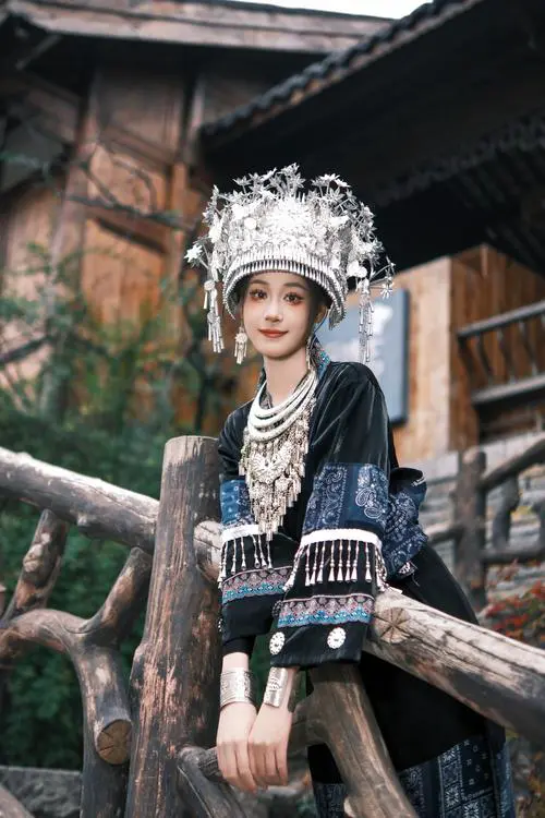 民族风的衣服怎么搭配好看