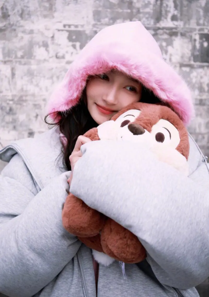 穿羽绒服怎么搭配帽子好看吗