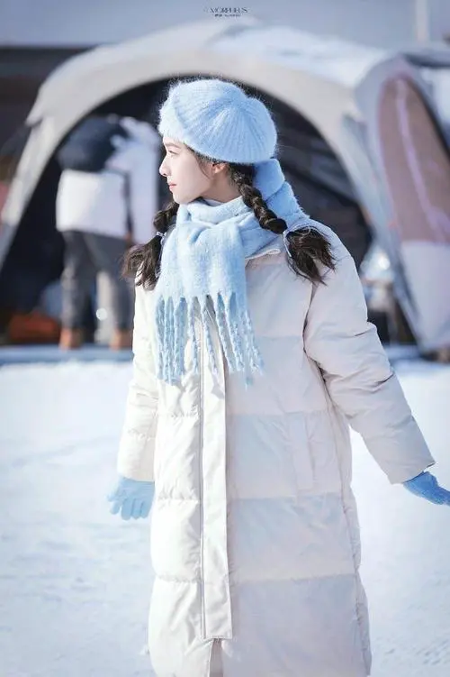 穿羽绒服怎么搭配帽子