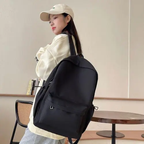 背包怎么搭配衣服