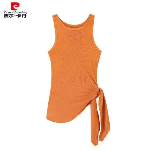 橙色背心怎么搭配裤子