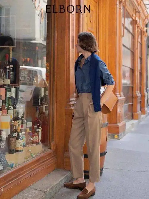 棕色运动鞋怎么搭配衣服