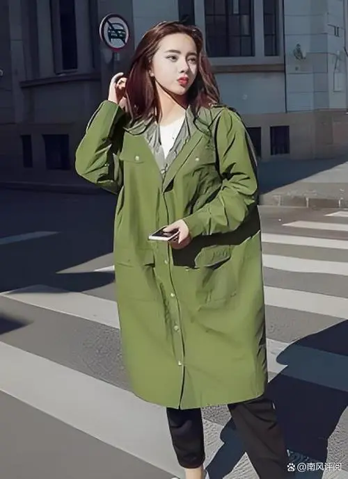 军绿色皮风衣怎么搭配图片