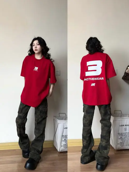 迷彩短袖该怎么搭配