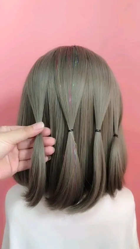 齐耳短发最新发型怎么扎