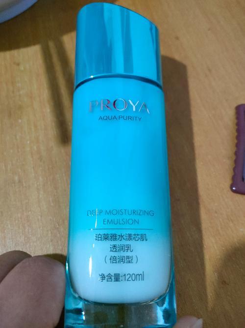 2025年最新补水护肤品TOP榜,哪款真正锁水不黏腻?