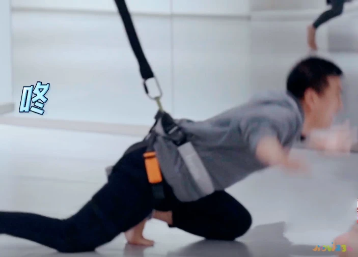 家里锻炼腰部方法视频_在家做什么运动对腰好_居家锻炼腰部的动作视频