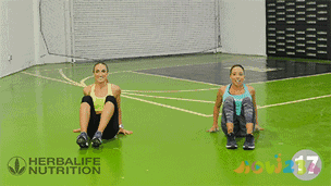 瘦上半身运动_瘦上半身用什么健身器材_瘦半身运动上衣怎么穿