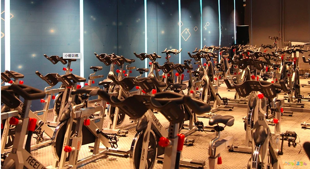 健身房运动机械_健身的机械动作名称大全_健身房机械设备