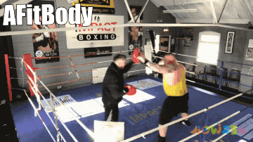 练胸肌和腹肌要做有氧运动吗_练胸肌和腹肌饮食要注意什么_练出腹肌和胸肌动作