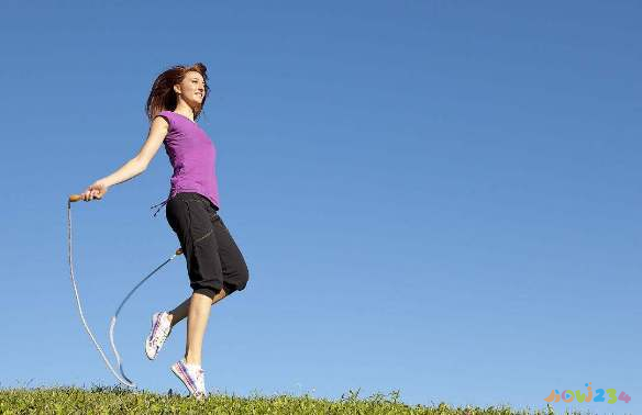 瘦腰锻炼_瘦腰运动容易瘦吗_什么运动最容易瘦腰