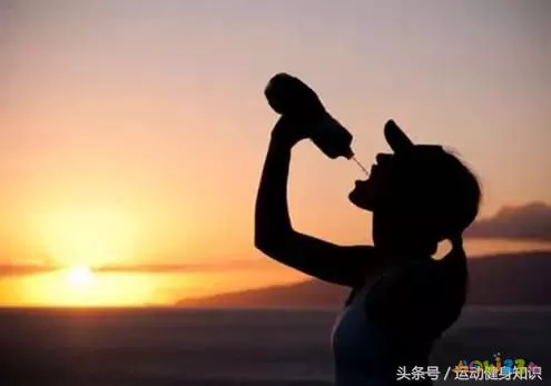 水中减脂训练_水下运动减肥_减肥运动水下运动区别