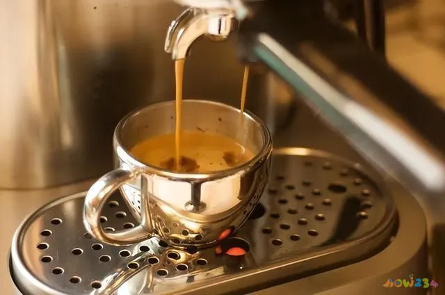 运动饮料喝了有什么用_运动饮料喝时候燃脂好还是不好_燃脂运动饮料运动时候喝好吗