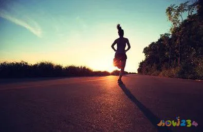 傍晚减肥运动有用吗_傍晚运动最好_傍晚运动减肥