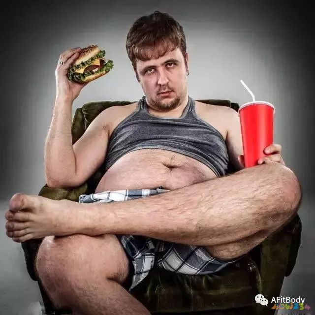 瘦晚饭能运动吃加月子餐吗_不吃晚饭加运动一个月能瘦多少_瘦晚饭能运动吃加月饼吗