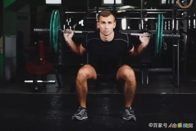 深蹲髋关节运动损伤_深蹲髋关节运动损伤_深蹲髋关节运动损伤