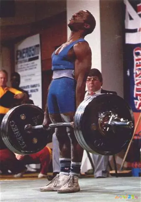 越运动体重越重_体重运动前称重还是运动后_体重运动员李文文