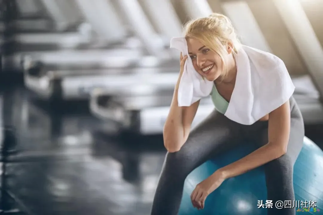 减臀部和大腿根部的运动_臀部大腿减脂_什么运动减大腿和臀部效果好