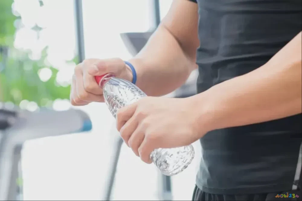 减肥运动后喝水会变胖吗_喝水减肥运动后多久排尿_运动后怎么喝水减肥