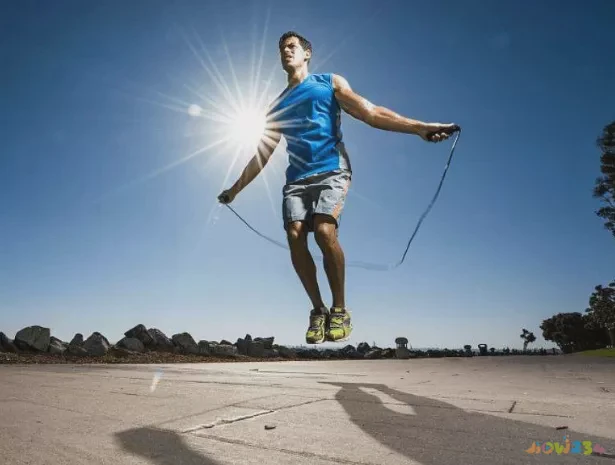 大腿脂肪运动会减掉吗_消耗大腿脂肪的运动_怎样运动消耗大腿脂肪