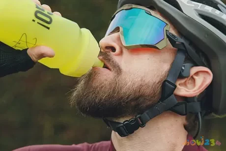 减肥喝运动饮料可以吗_减肥能不能喝运动饮料_运动减肥能喝运动饮料吗