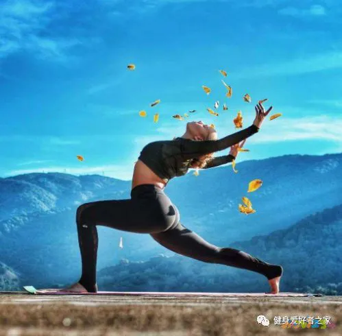 瘦上半身运动_瘦半身运动上衣怎么穿_瘦半身运动上衣图片