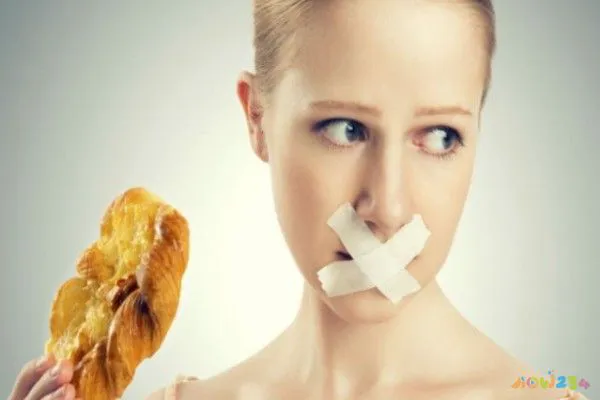 节食运动减肥体重为何不降_节食运动都不瘦是怎么回事_节食还是运动