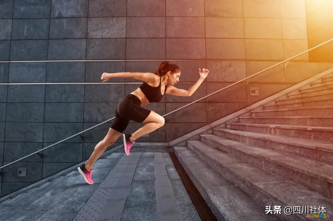 臀部大腿减脂_什么运动减大腿和臀部效果好_减臀部和大腿根部的运动