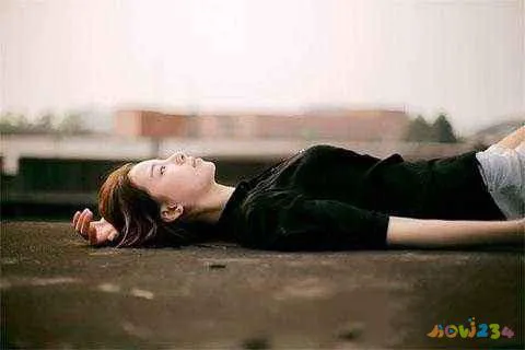 做瘦肚子运动_肚子上减脂运动_床上做什么运动减肚子