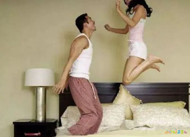 睡前做什么运动最健康_睡前运动动作_睡前运动指什么