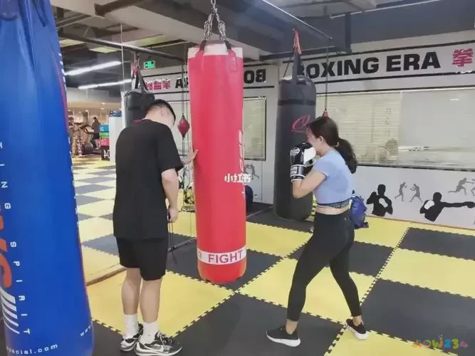 每天打拳一小时能减肥吗?——探究拳击运动对减肥的影响(1)