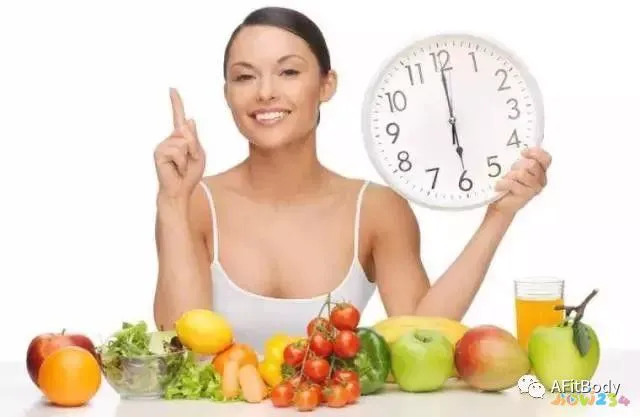 不吃晚饭加运动一个月能瘦多少_瘦晚饭能运动吃加月饼吗_瘦晚饭能运动吃加月子餐吗